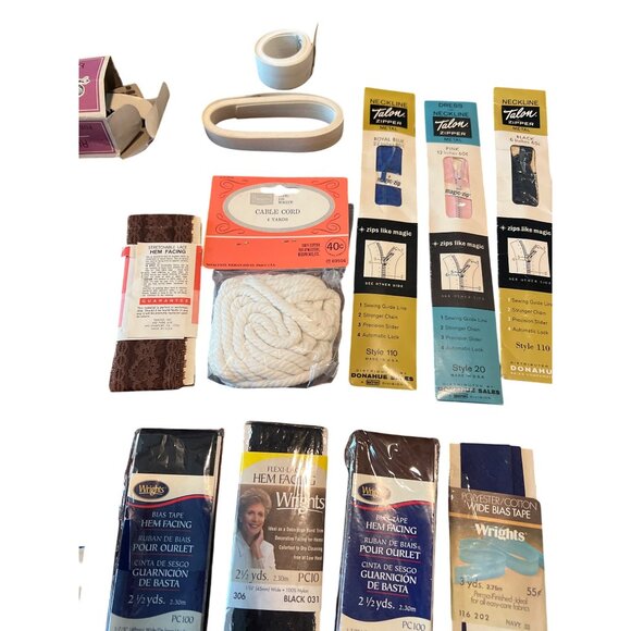 Vintage Sewing Supplies Lot - Picture 4 of 7